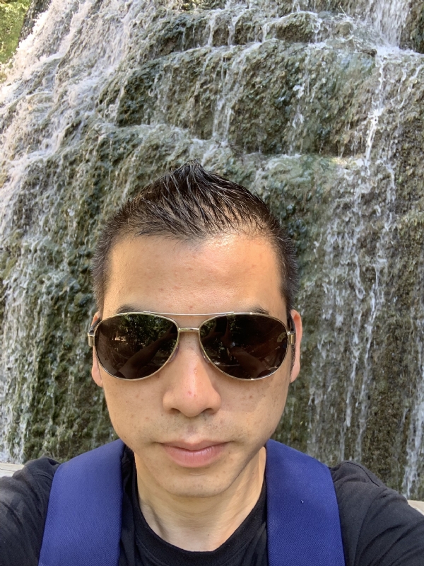 高兴的第二张照片--建瓯征婚网