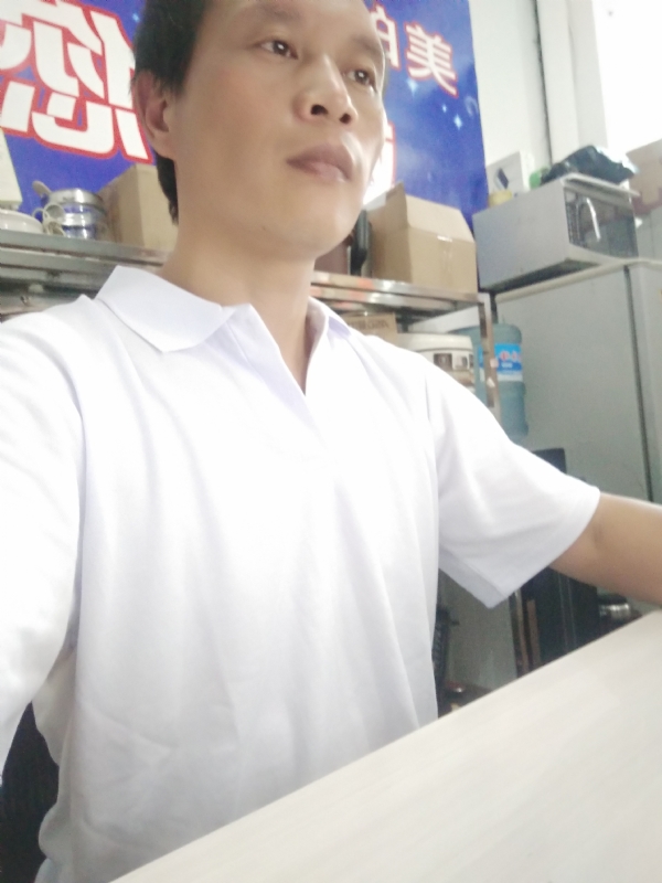 深蓝色的海的第一张照片--建瓯征婚网