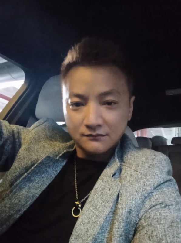 夜、有雨敲窗的第三张照片--建瓯征婚网